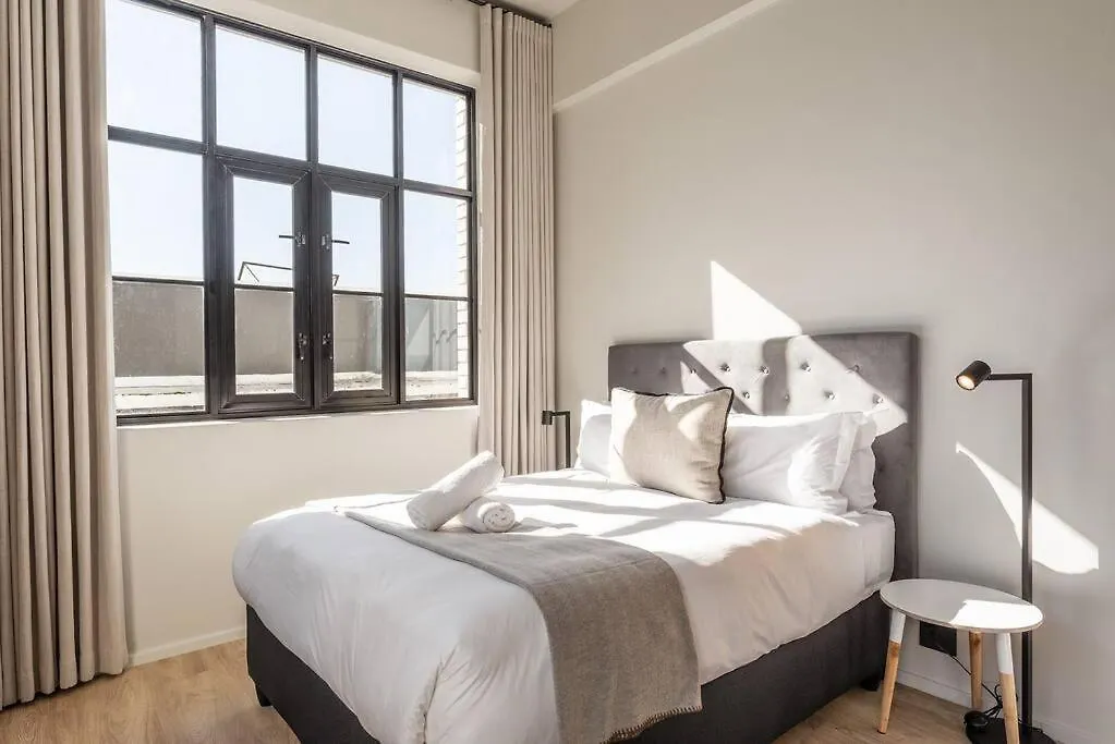 Sun Filled Contemporary Apartment In The East City Cape Town 0*,  South Africa