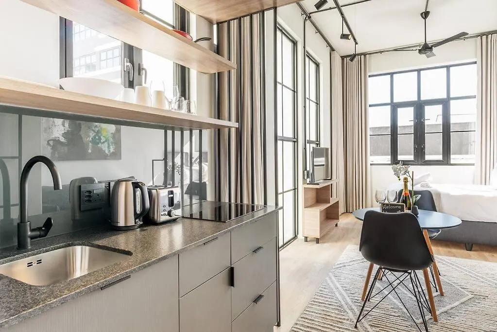 Sun Filled Contemporary Apartment In The East City Ciudad del Cabo Sudáfrica