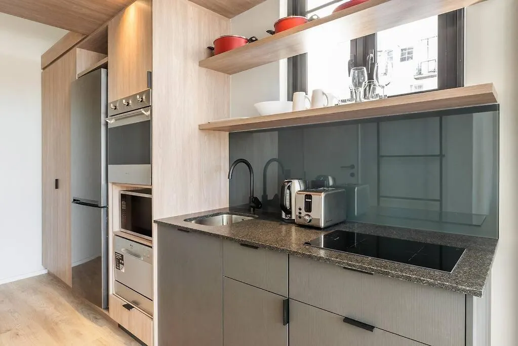 Sun Filled Contemporary Apartment In The East City Ciudad del Cabo